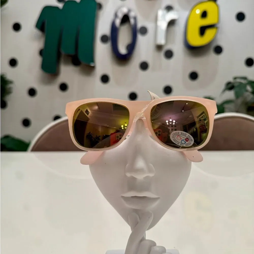 True Vintage Deadstock 80s 90s Pink Frosted Color Changing Wayfarer Sunglasses